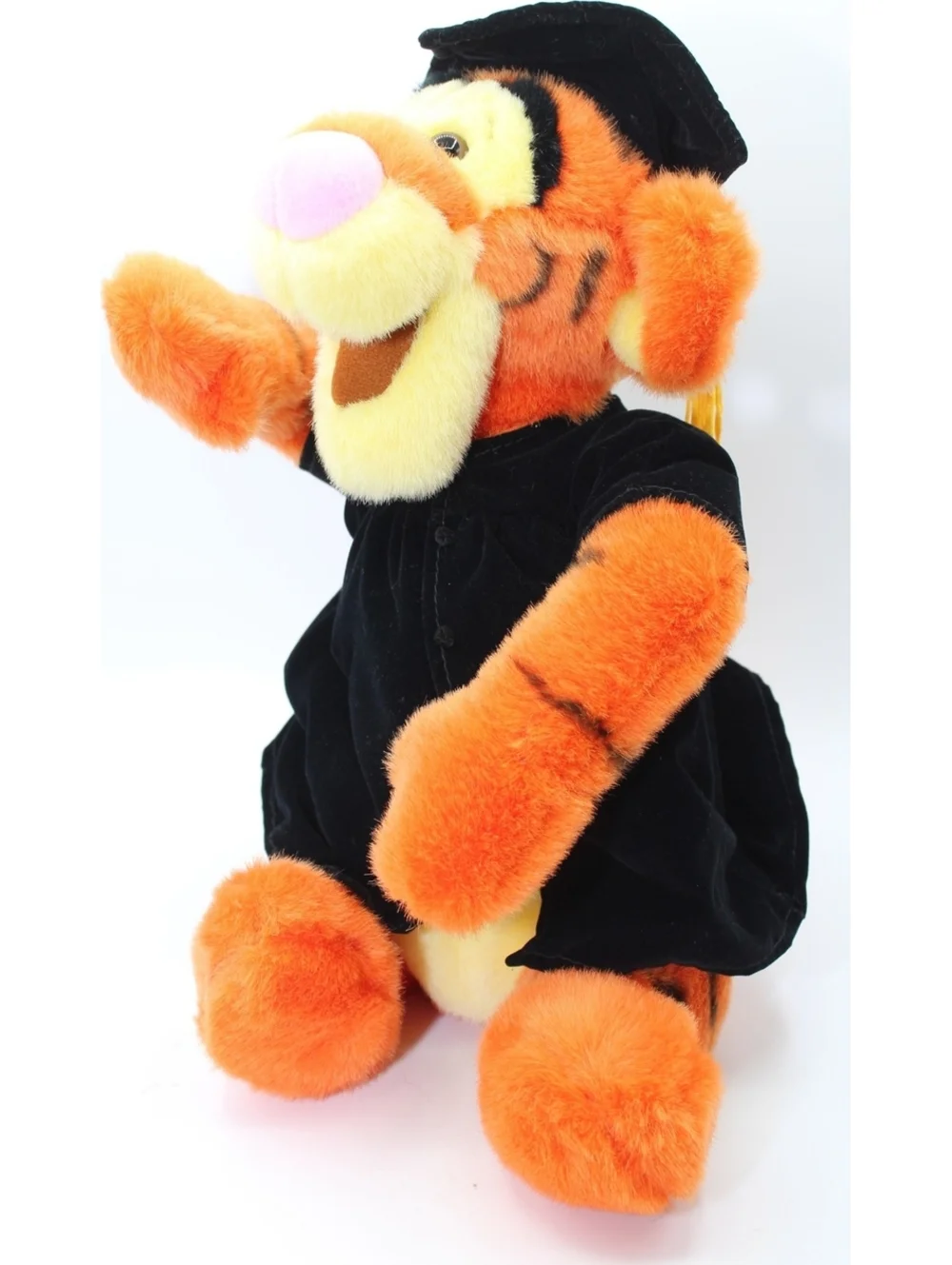 VTG Disney Winnie the Pooh Tigger Graduation Cap & Gown Plush Animal Stuffed 13
